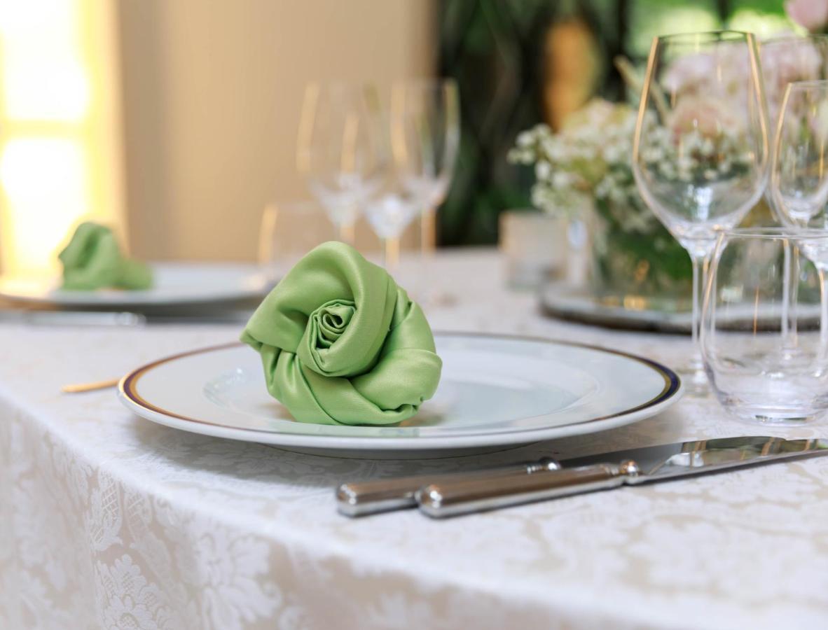Albergo Ristorante Madonnina Кантелло Экстерьер фото